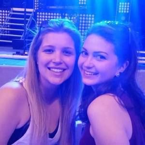 Meet your Posher, Cassandra